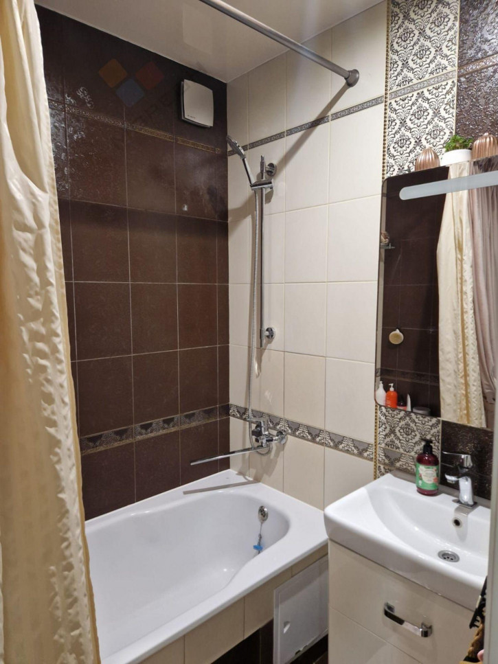 2-комн квартира Целиноградская ул, 4/2