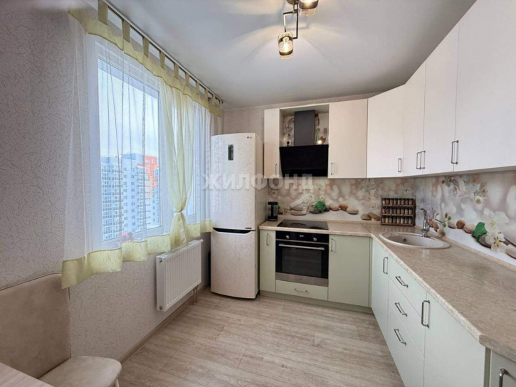 2-комн квартира Каштановая улица, д.5 2-комн квартира Каштановая улица, д.5