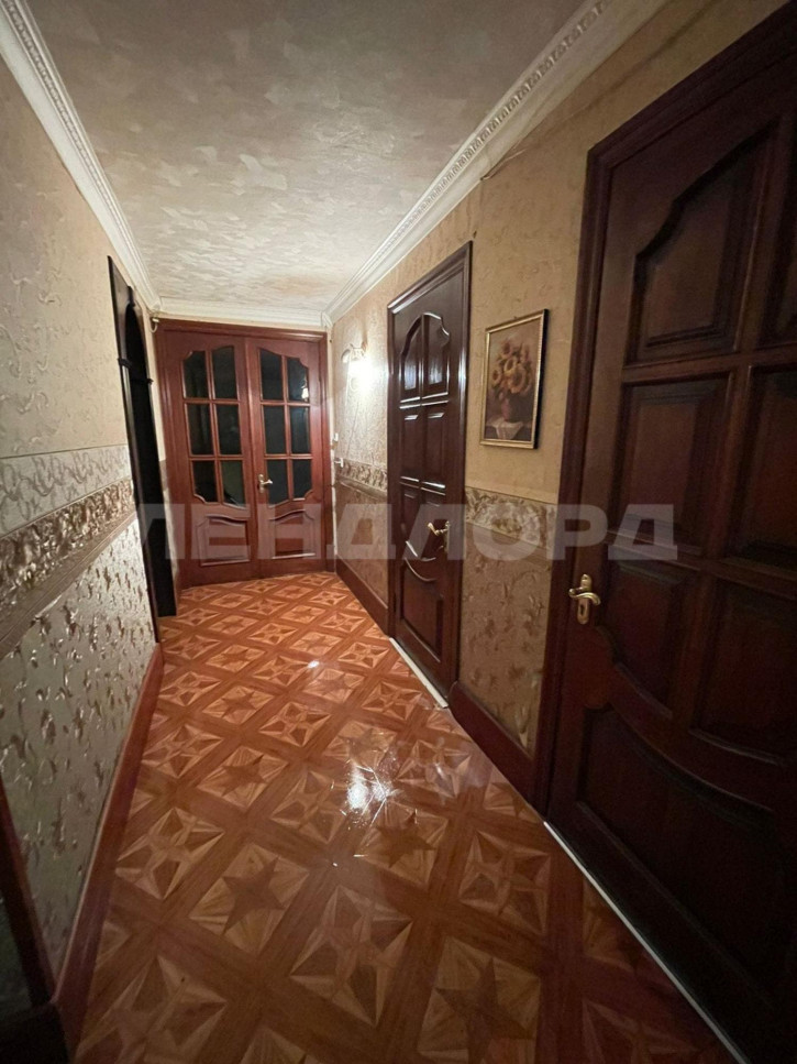 5-комн квартира Гвардейская улица, 6