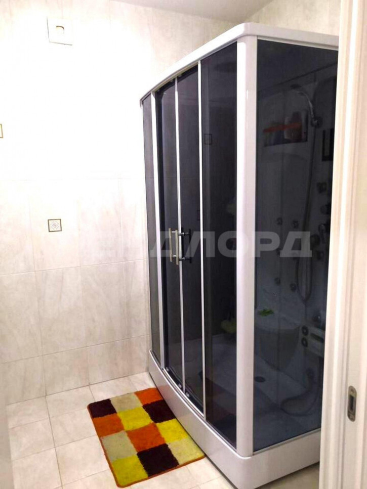 2-комн квартира Соборный переулок, 90