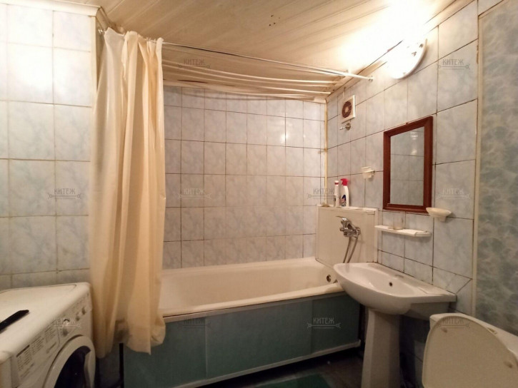 3-комн квартира Болотникова ул, д.1