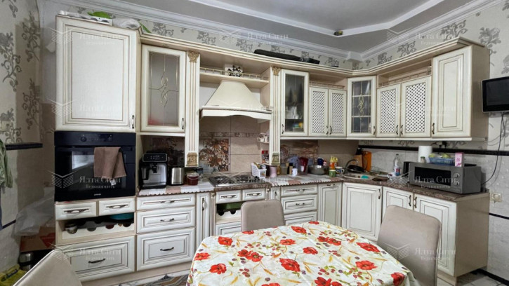 5-комн квартира Школьная ул., 23