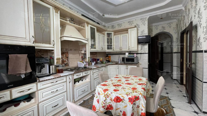 5-комн квартира Школьная ул., 23