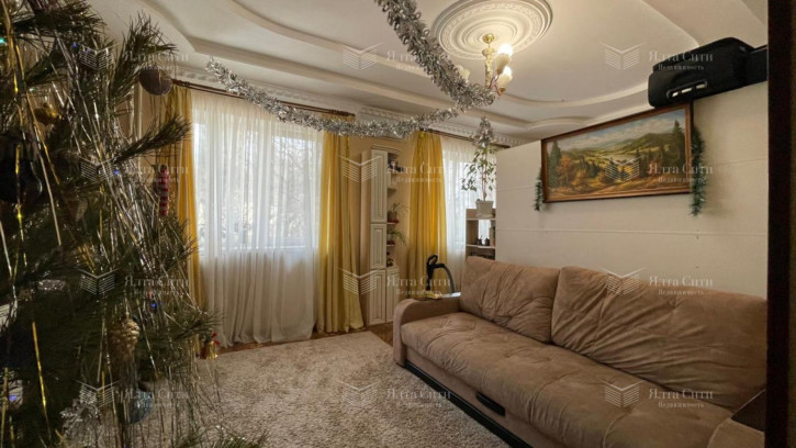 5-комн квартира Школьная ул., 23