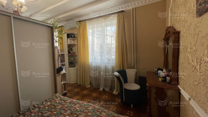 5-комн квартира Школьная ул., 23