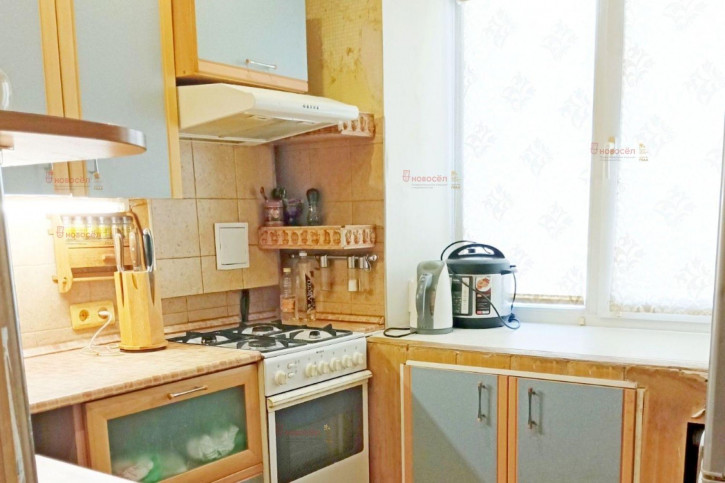 3-комн квартира Кобозева 14