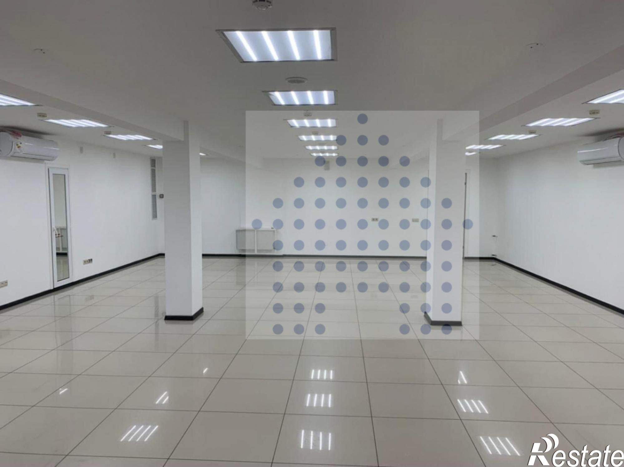 Сдать офис, помещение под офис за 246 400 рублей на Ставропольская ул., 228