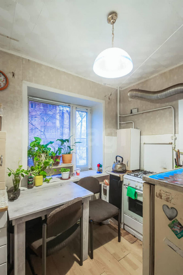 2-комн квартира улица Горького, 110