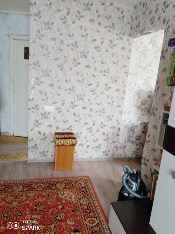 2-комн квартира Крылова ул, 30
