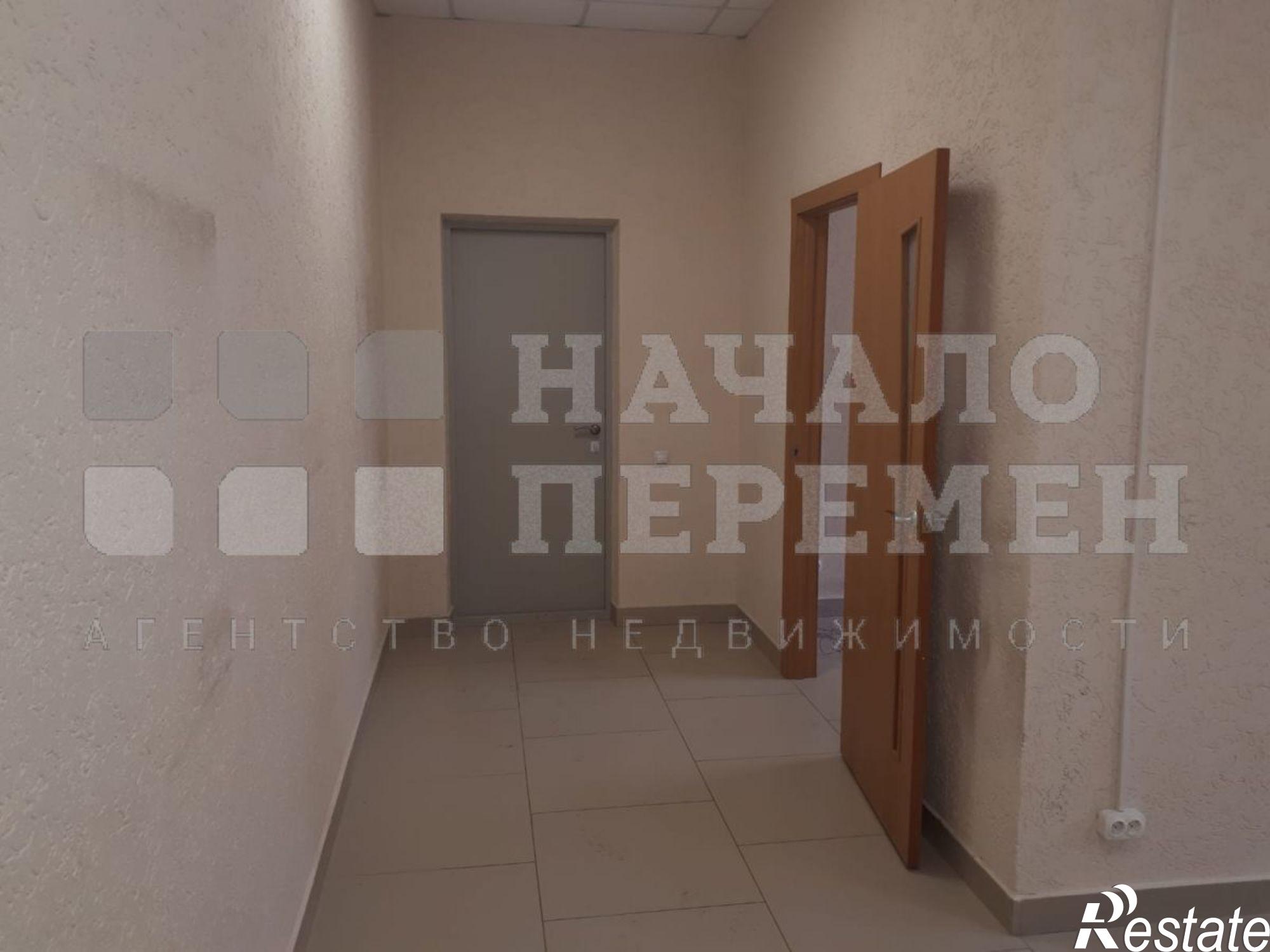 Сдать офис, помещение под офис за 25 000 рублей на Есенина ул, 1А Сдать офис, помещение под офис за 25 000 рублей на Есенина ул, 1А