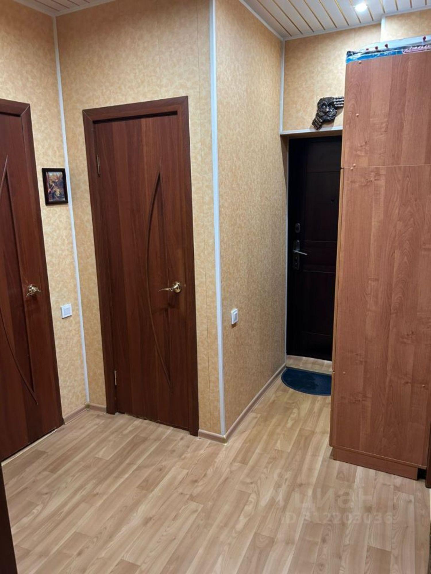 Купить комнату за 2 500 000 рублей на Столярный пер, 30