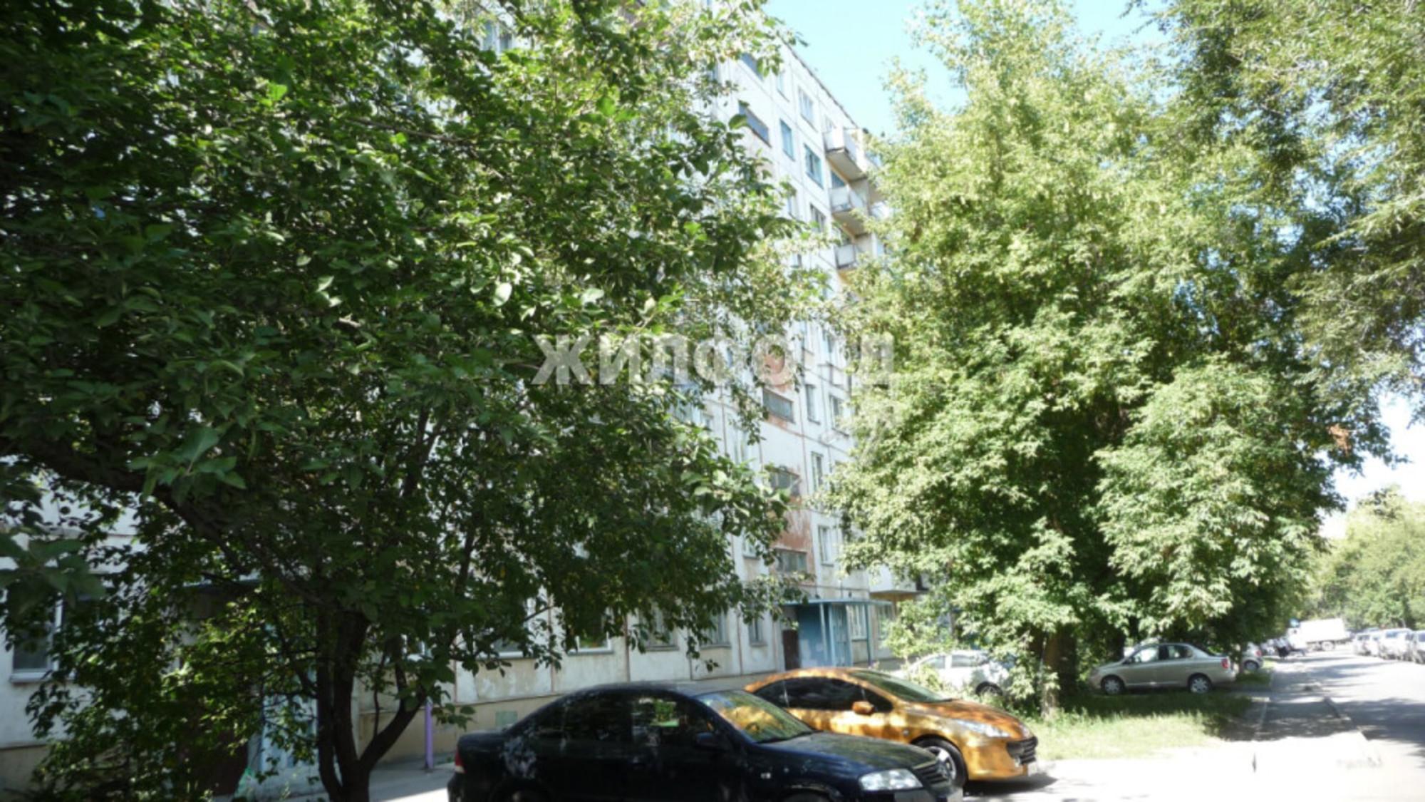 Купить квартиру за 8 000 000 рублей на Рельсовая, 3