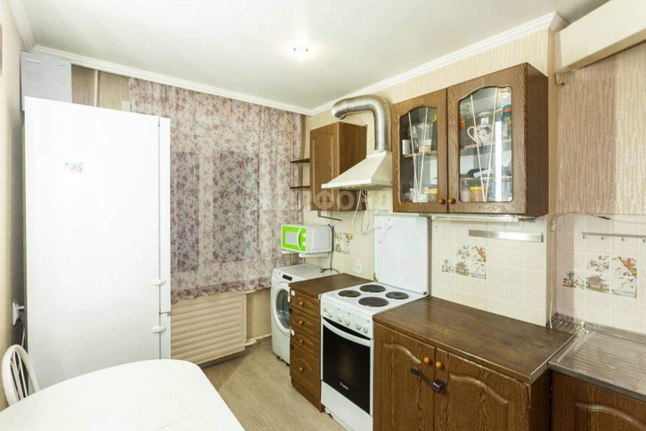 3-комн квартира Попова улица, д.67 3-комн квартира Попова улица, д.67