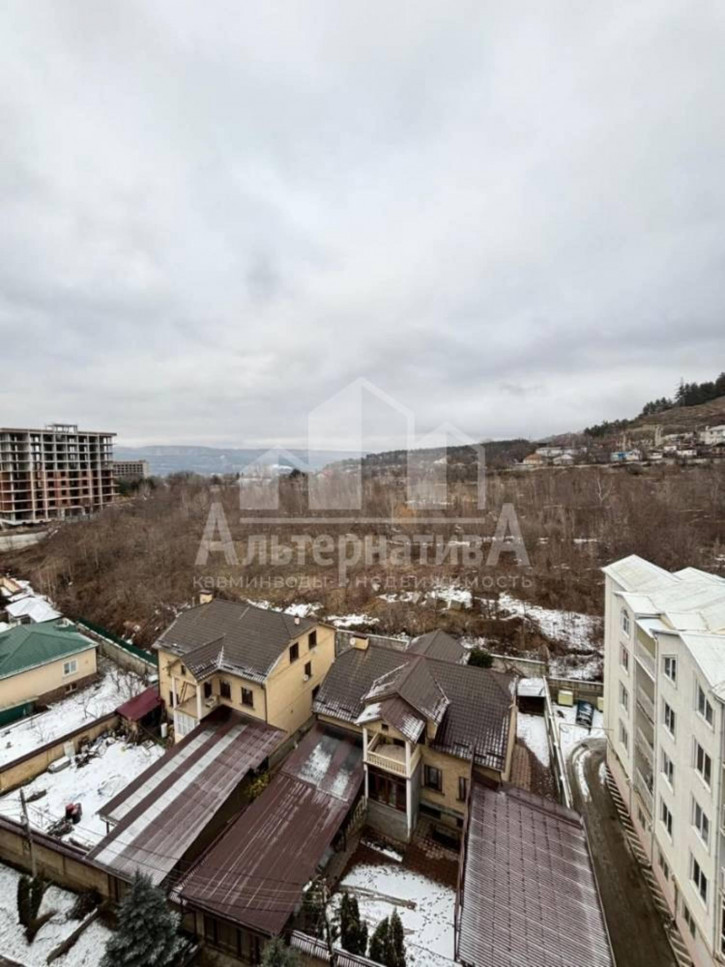 3-комн квартира Декабристов ул.