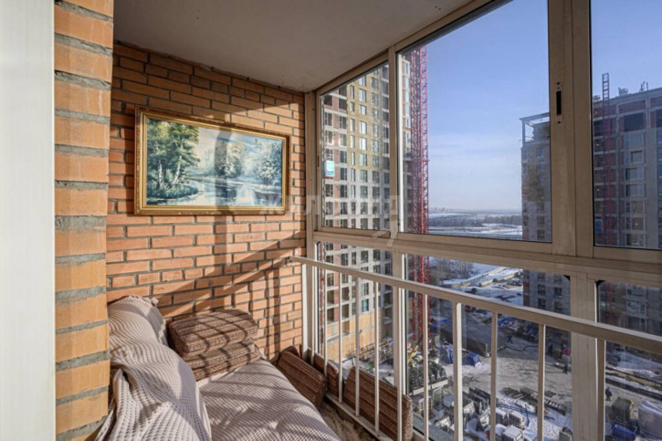 1-комн квартира Стартовая, 3