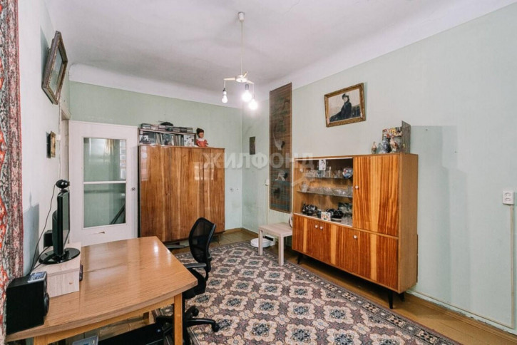 2-комн квартира Королёва, 15