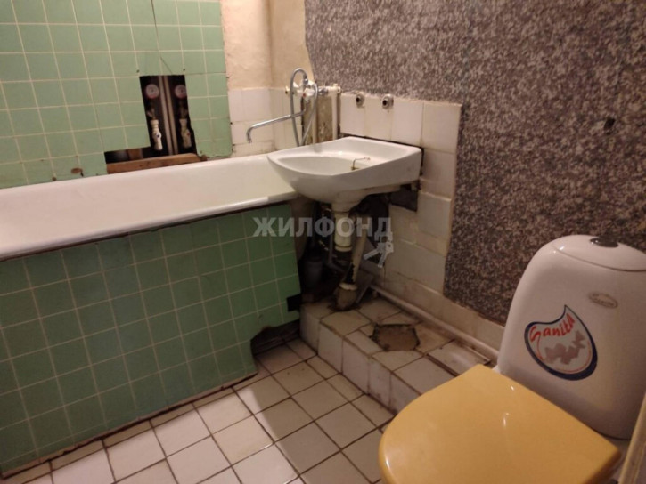 2-комн квартира Ленинградская, 111