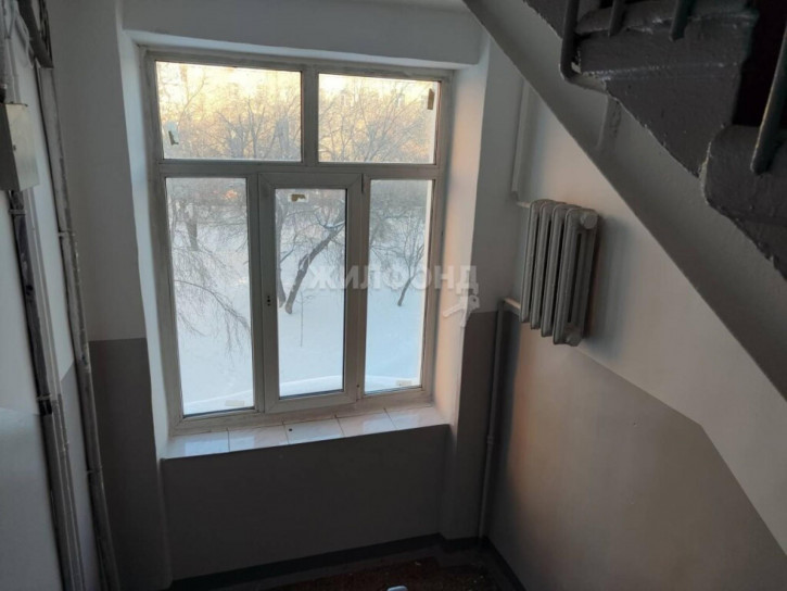 2-комн квартира Ленинградская, 111