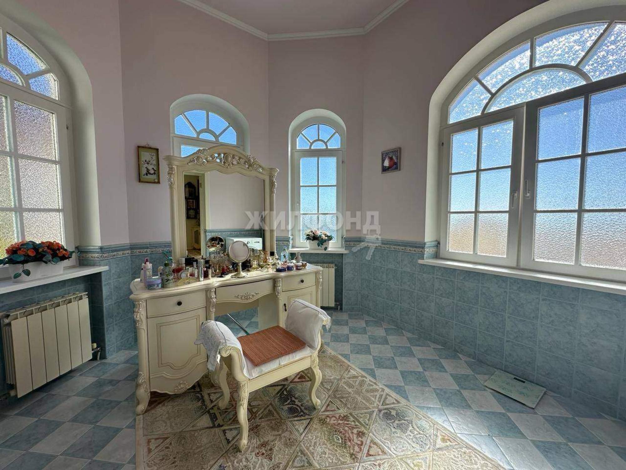 Купить дачу, дом, коттедж за 189 000 000 рублей на Ясногорская улица