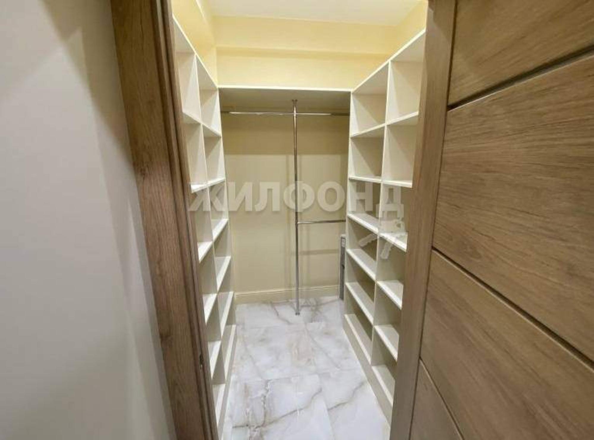 Купить студию за 16 300 000 рублей на Я.Фабрициуса улица, д.2/17