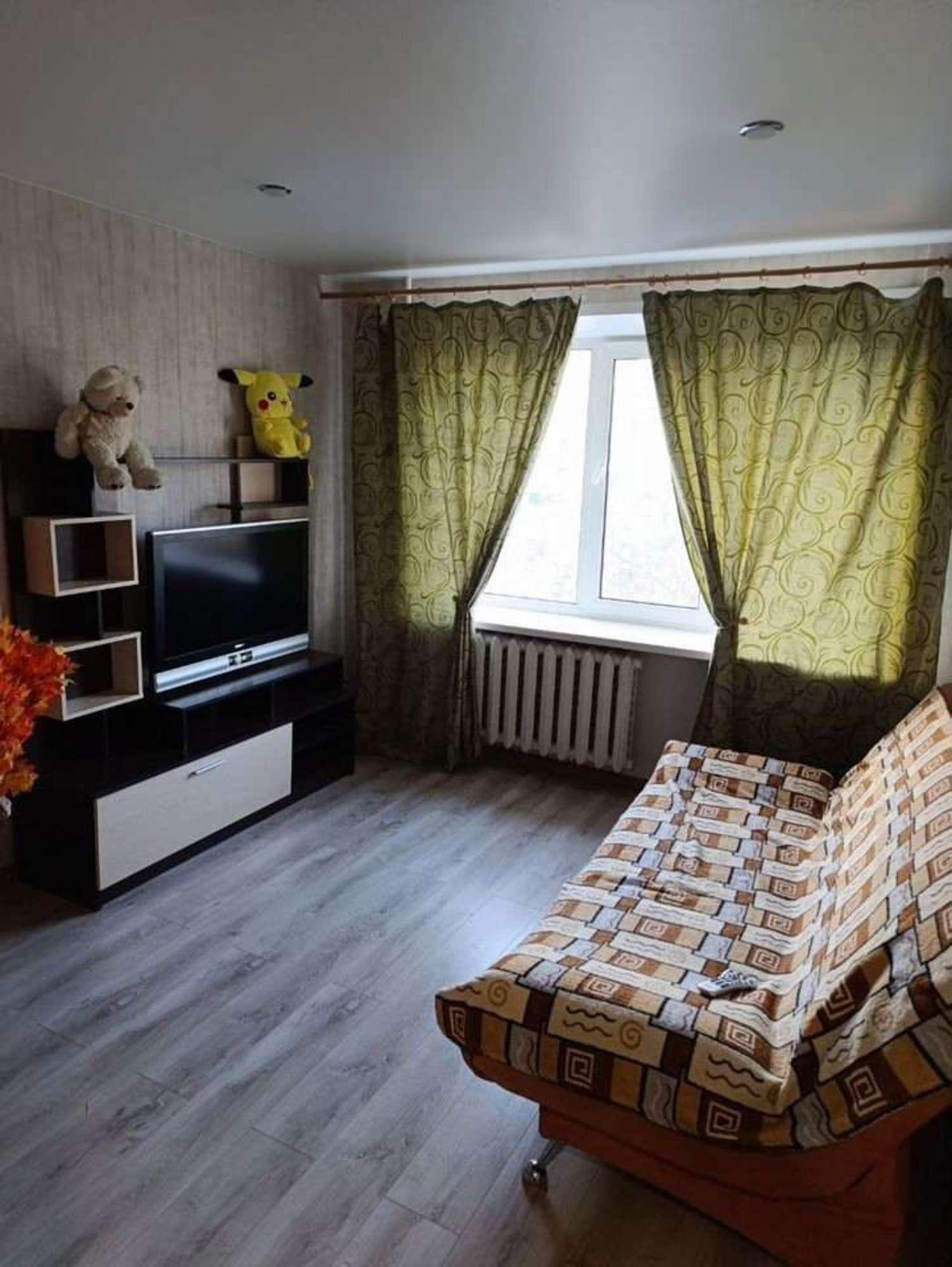 Сдать квартиру за 27 000 рублей на Ново-Садовая улица, 34