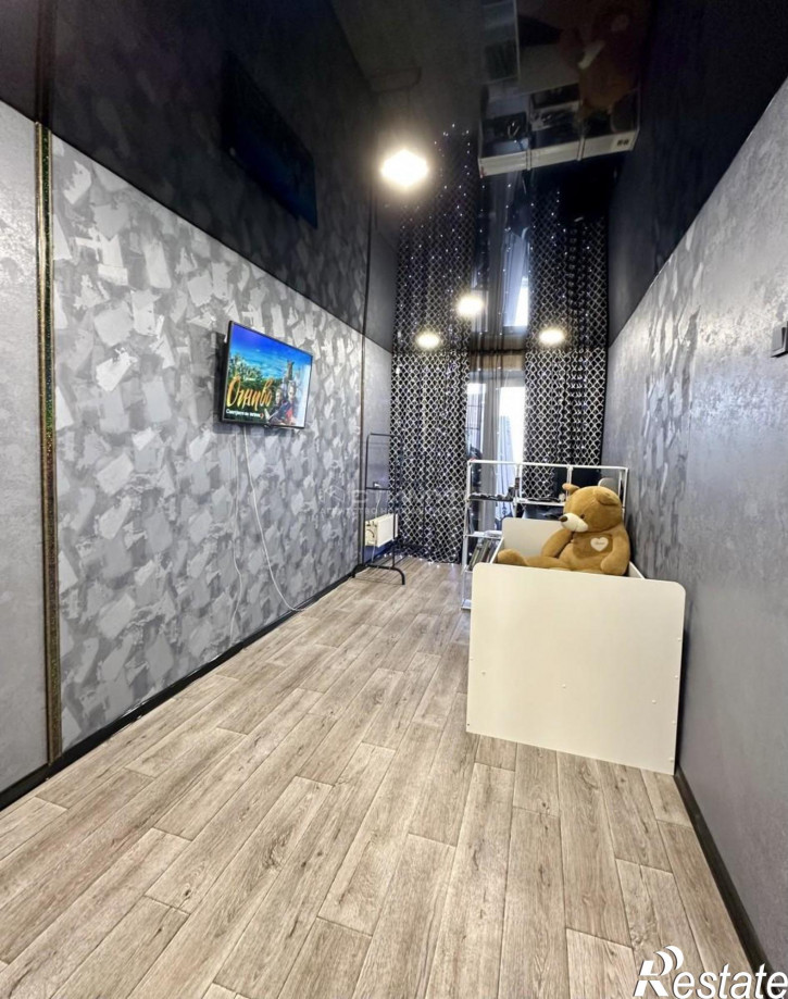 3-комн квартира Россия,  г. Комсомольск-на-Амуре, ул. Водонасосная, д. 66