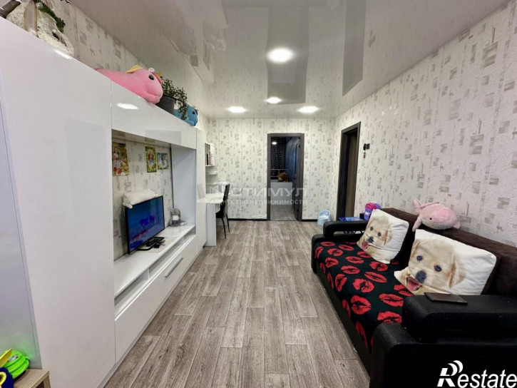 3-комн квартира Россия,  г. Комсомольск-на-Амуре, ул. Водонасосная, д. 66