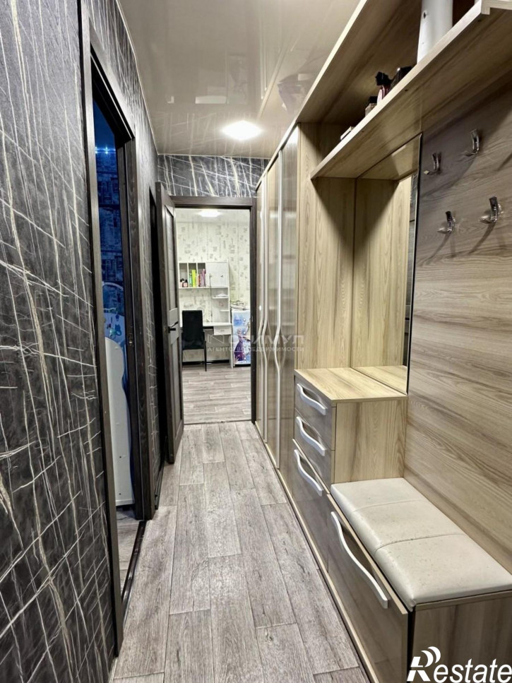 3-комн квартира Россия,  г. Комсомольск-на-Амуре, ул. Водонасосная, д. 66