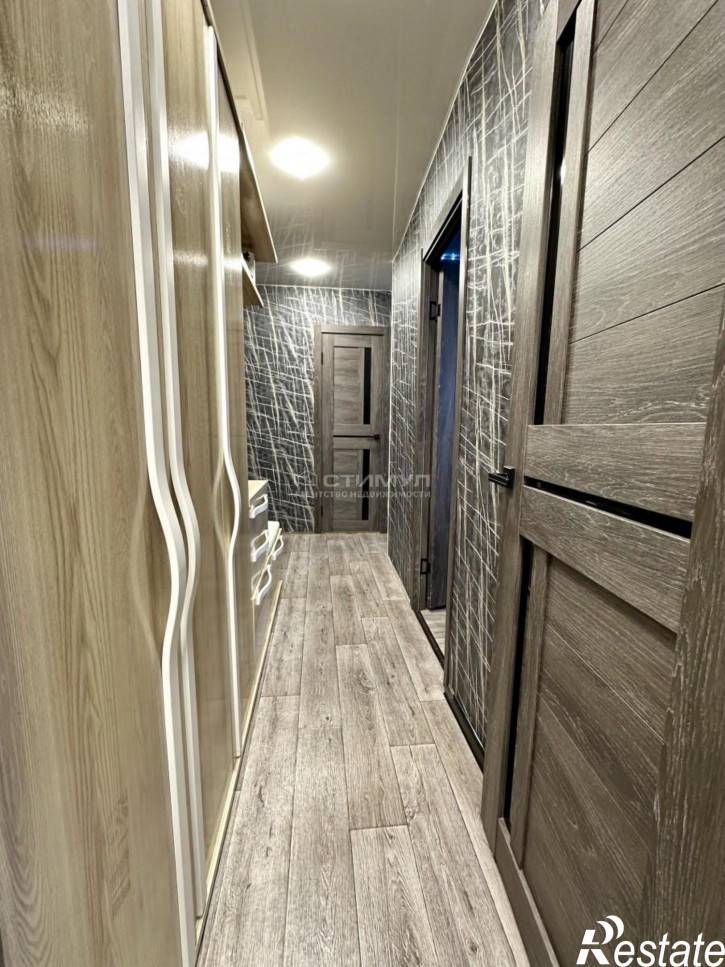 3-комн квартира Россия,  г. Комсомольск-на-Амуре, ул. Водонасосная, д. 66