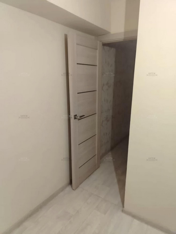 2-комн квартира Хрустальная улица,62