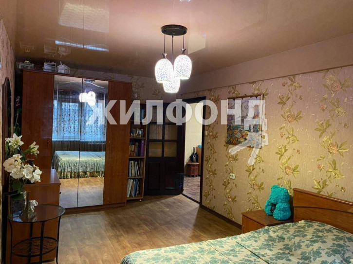 3-комн квартира Комсомольская улица, д.11