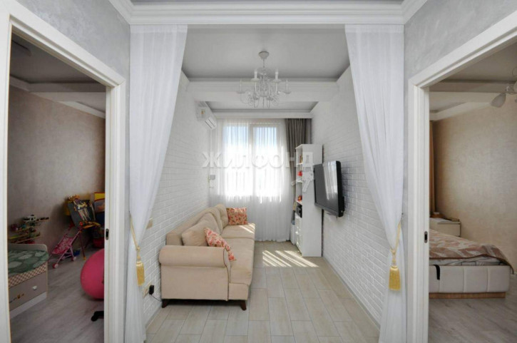 3-комн квартира Тимирязева улица, д.44