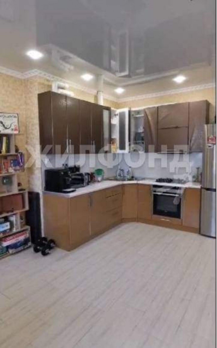 3-комн квартира Целинная улица, д.13Д
