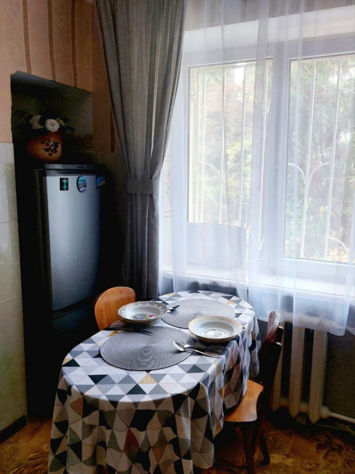 2-комн квартира Юных Ленинцев улица, д.7