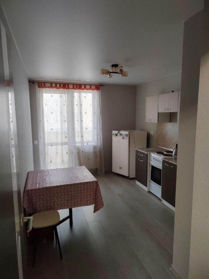 1-комн квартира Краснодонская улица, 10а