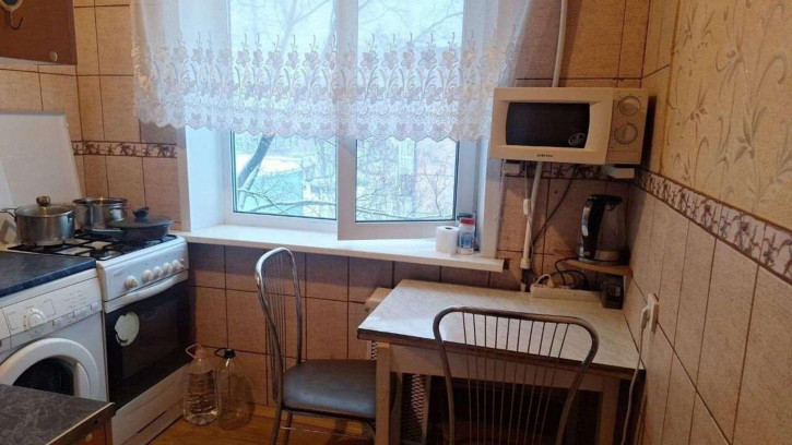 3-комн квартира Александра Матросова улица, 98