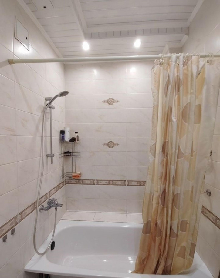 2-комн квартира Кирова проспект, 143