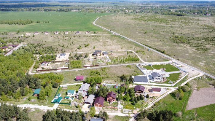 Земельный участок