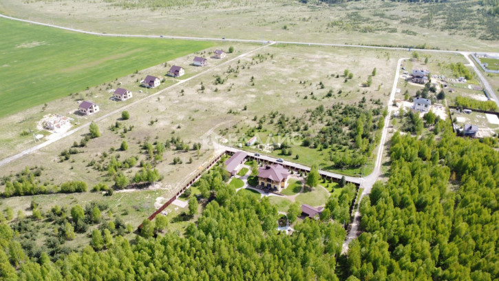 Земельный участок