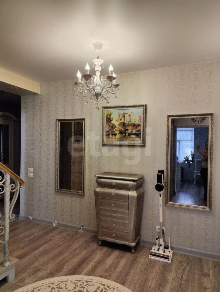 4-комн квартира Комсомольская улица, 7