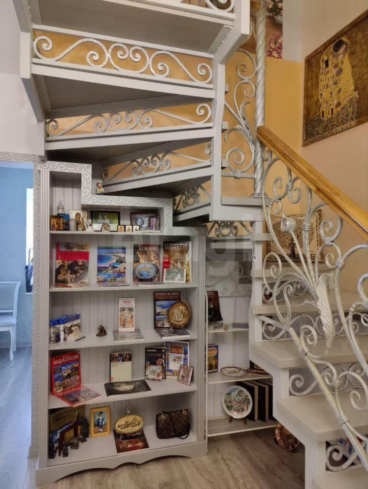 4-комн квартира Комсомольская улица, 7