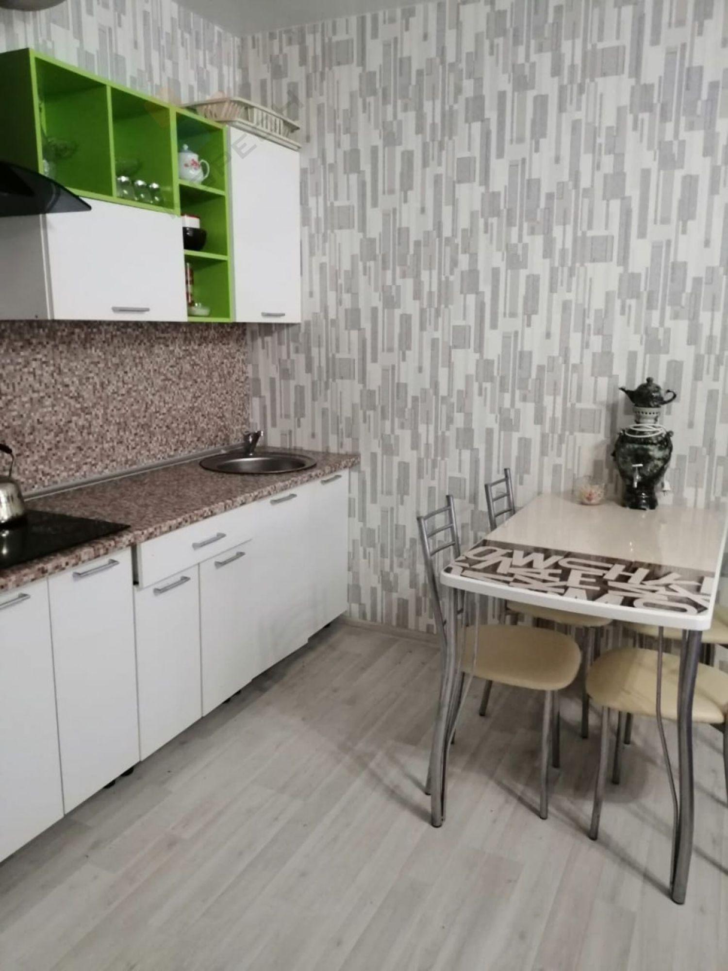 Купить квартиру за 4 635 000 рублей на Сергея Есенина ул, 104