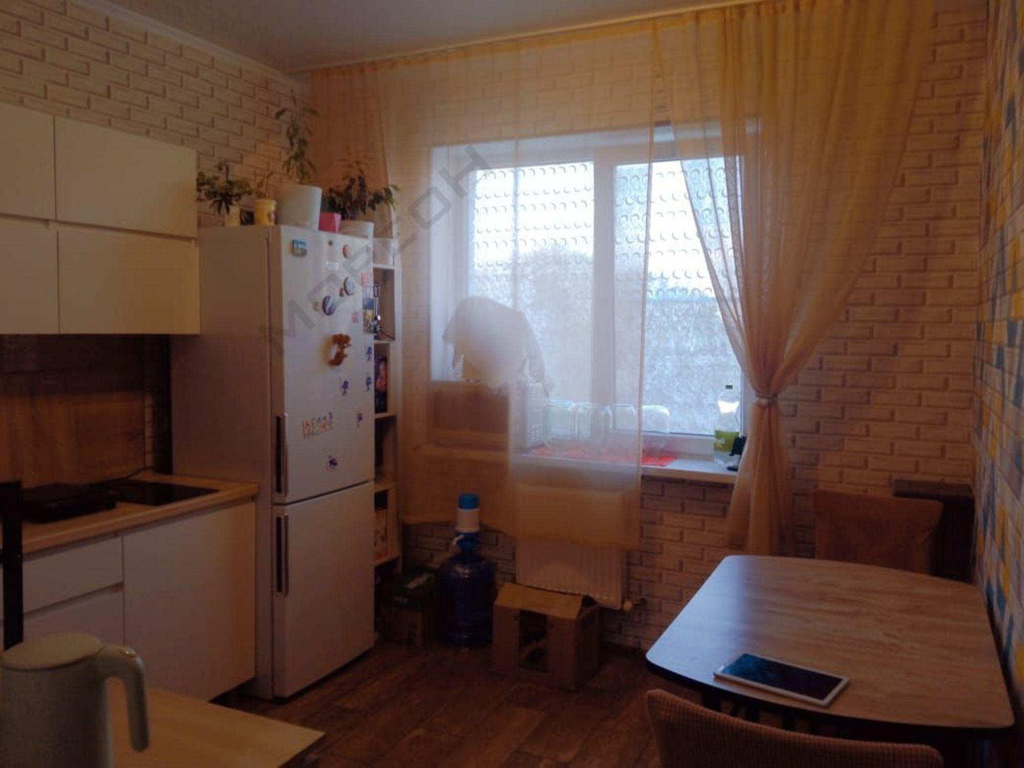 Купить квартиру за 3 200 000 рублей на Комарова ул, 58
