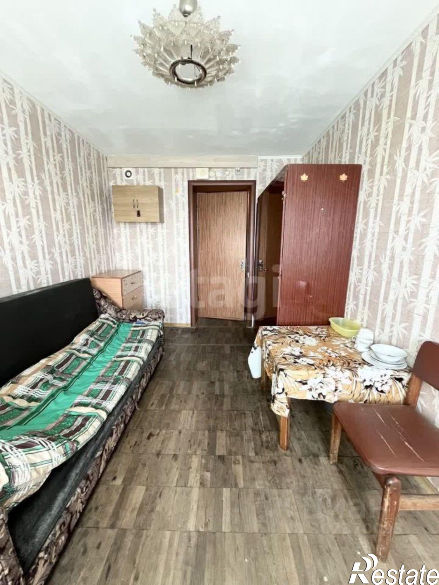 Купить комнату за 1 100 000 рублей на ул 5 Августа, 2
