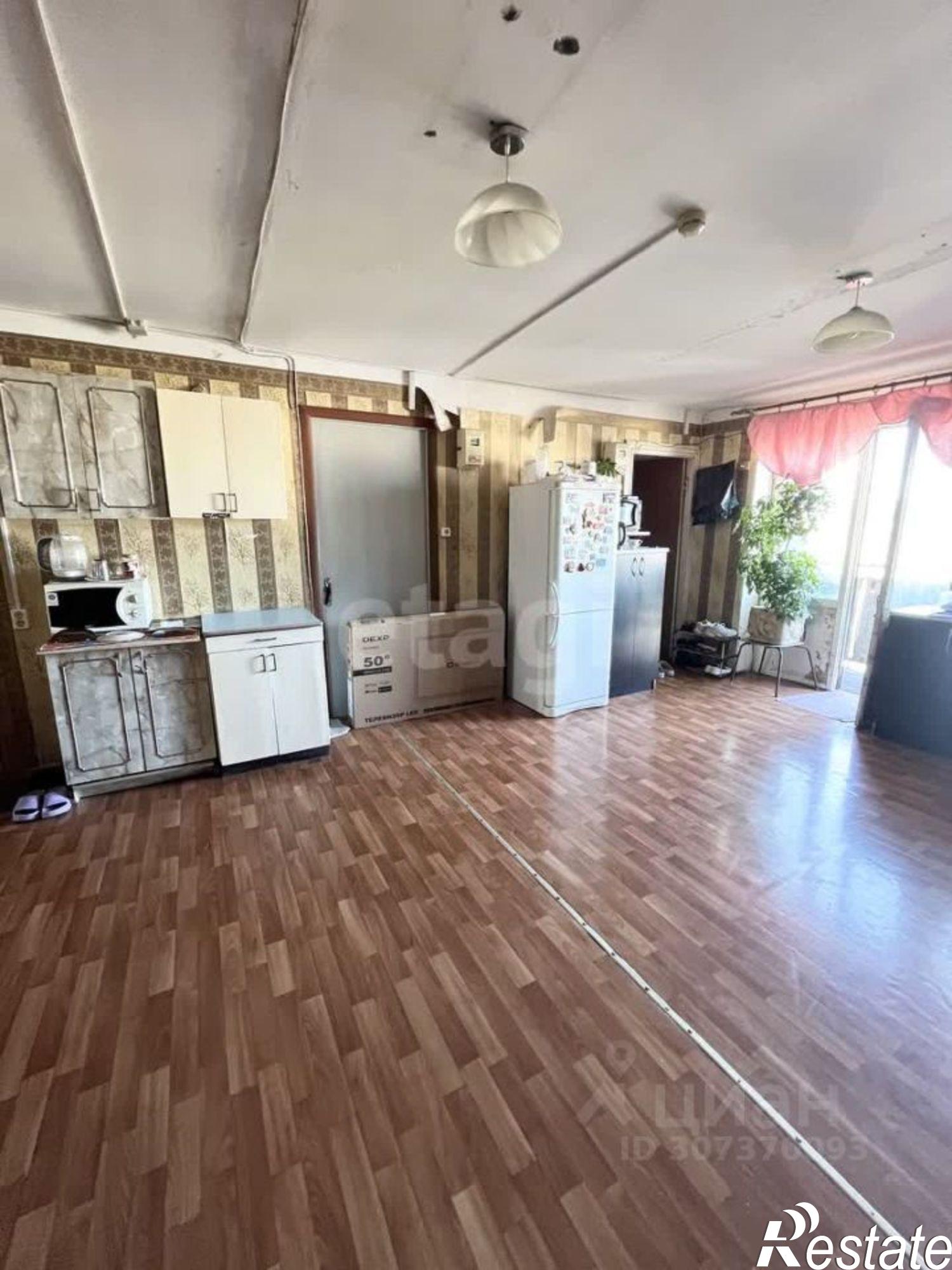 Купить комнату за 1 100 000 рублей на ул 5 Августа, 2