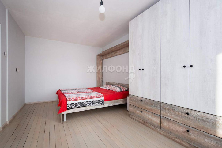 2-комн квартира Сибирская улица, д.13