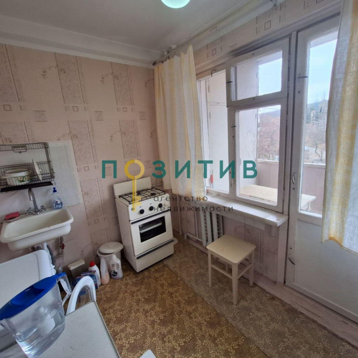 1-комн квартира Калинина пр-кт, 2к2