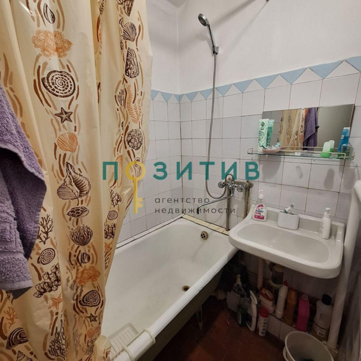 1-комн квартира Калинина пр-кт, 2к2