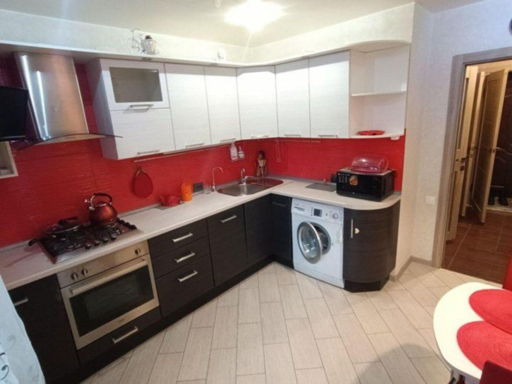 2-комн квартира Строителей пр-кт, 15Д