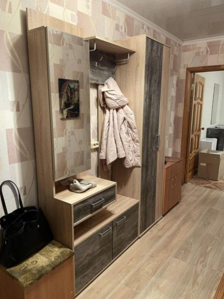 2-комн квартира Безыменского ул, 17Г